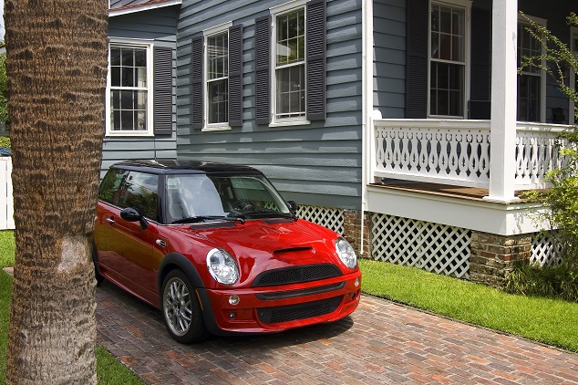 Une voiture mini Une voiture mini