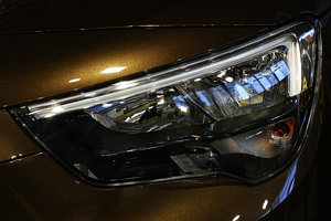 opel marron