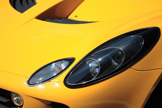 Rachat phare voiture jaune